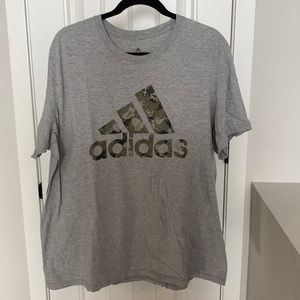 Adidas Tshirt
